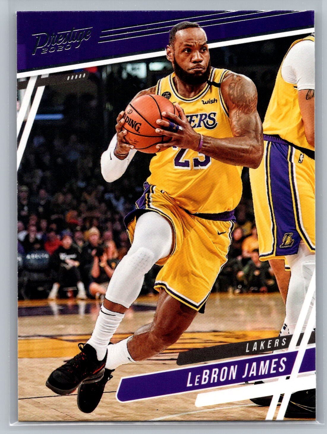 2019-20 Panini Chronicles #75 LeBron James Prestige