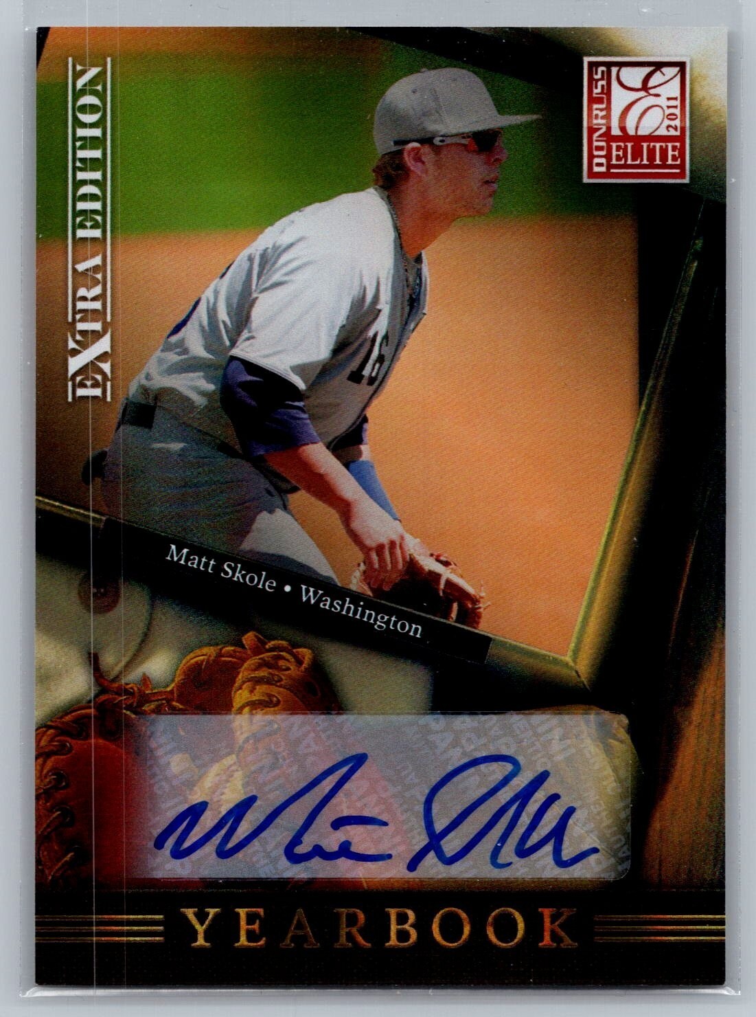 2011 Donruss Elite Extra Edition Yearbook Signatures #17 Matt Skole 402/899
